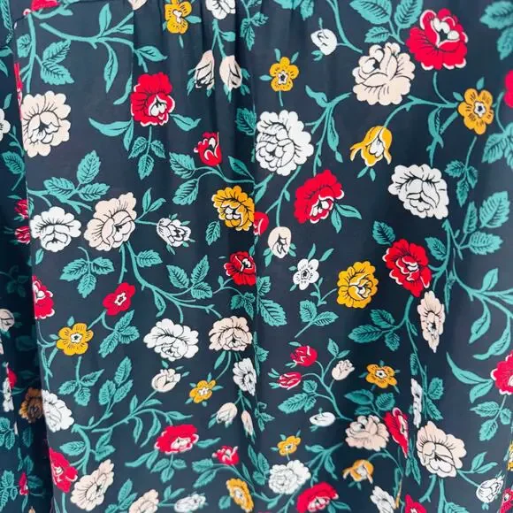 LOFT Black Dark Floral Feminine Romantic Office Modest Top Size XL - Picture 4 of 7